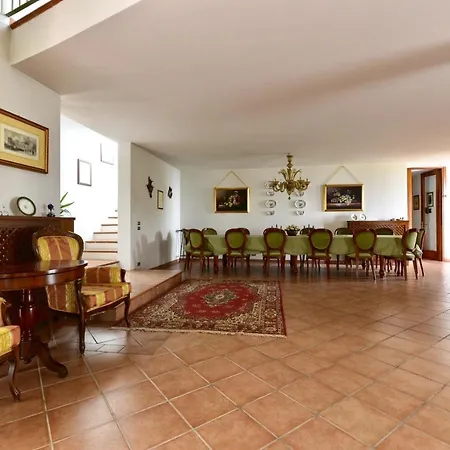 Вилла Valle Degli Dei