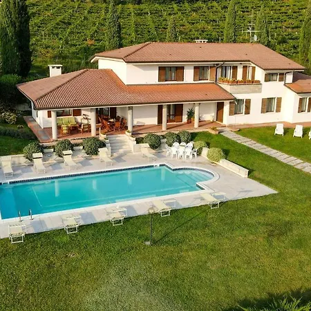 Valle Degli Dei Villa *